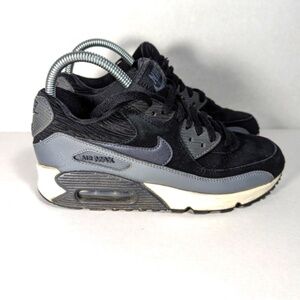 Nike Air Max 90 Women’s Size US 7.5
